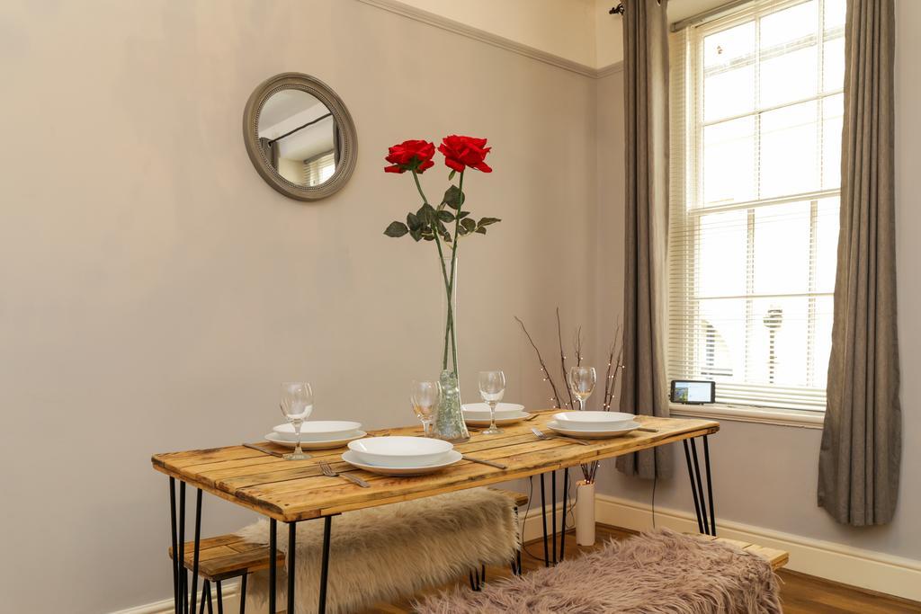 The Abberley Apartment - Stay Worcestershire Экстерьер фото